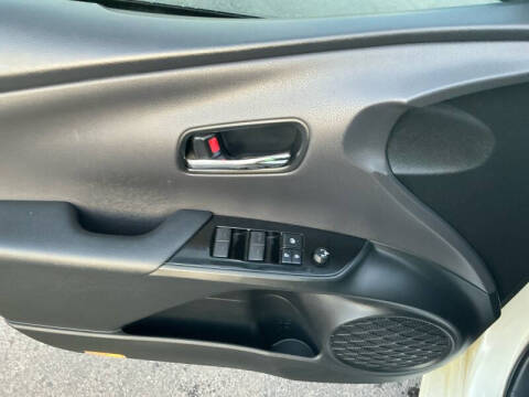 2019 Toyota Prius Limited