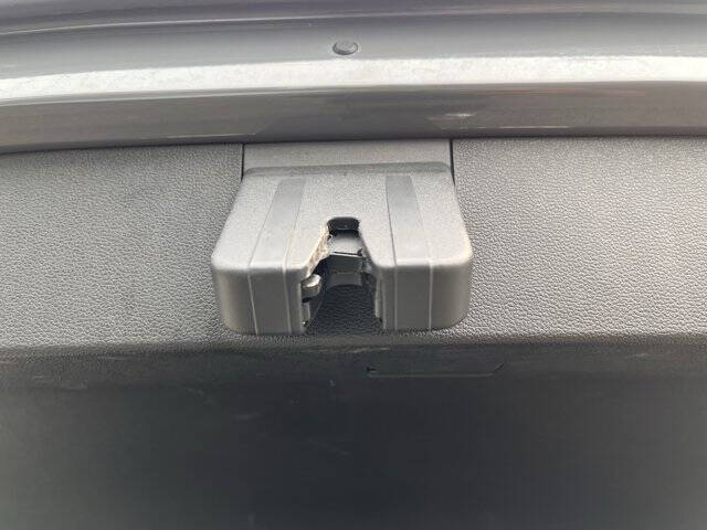 2023 Volkswagen Taos SE 4Motion