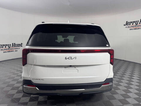 2026 Kia Carnival SX