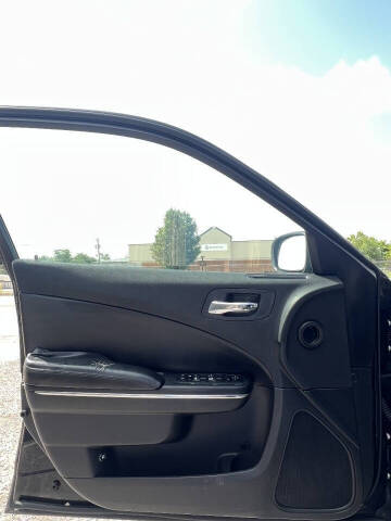 2012 Dodge Charger SE