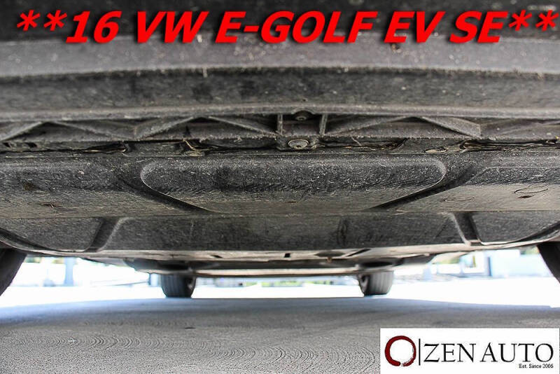 2016 Volkswagen e-Golf SE