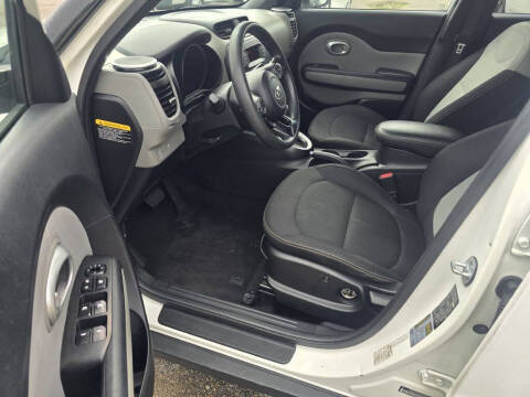 2014 Kia Soul +