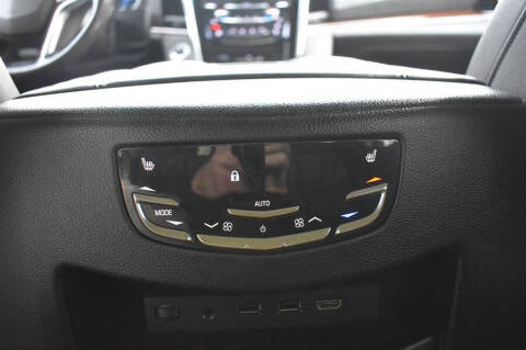 2018 Cadillac Escalade ESV Luxury