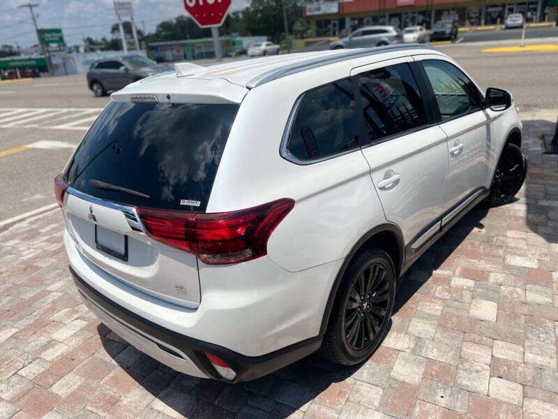 2020 Mitsubishi Outlander SEL