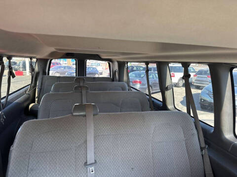 2017 Chevrolet Express LT 3500