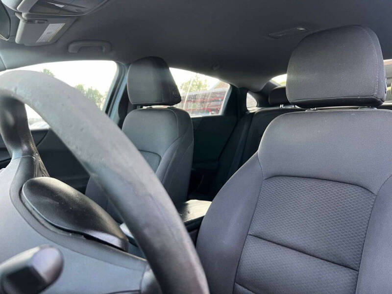 2017 Chevrolet Malibu LS