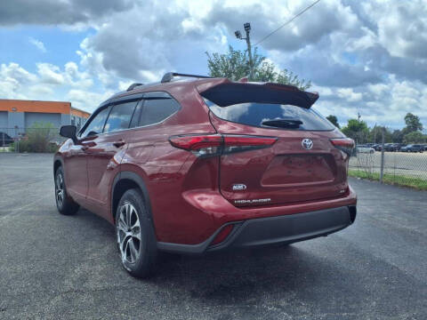 2022 Toyota Highlander XLE