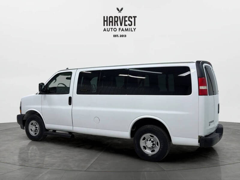 2018 Chevrolet Express LS 2500
