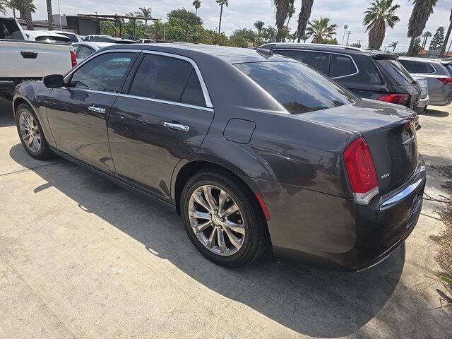 2018 Chrysler 300 Limited