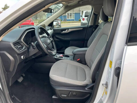2020 Ford Escape SE