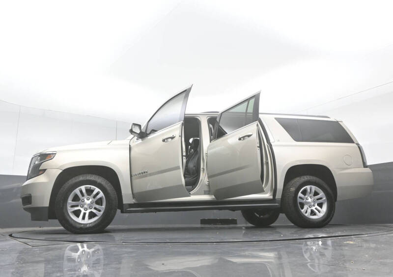 2017 Chevrolet Suburban LT