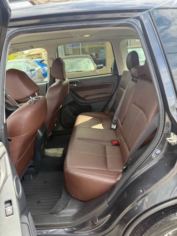 2017 Subaru Forester 2.5i Touring