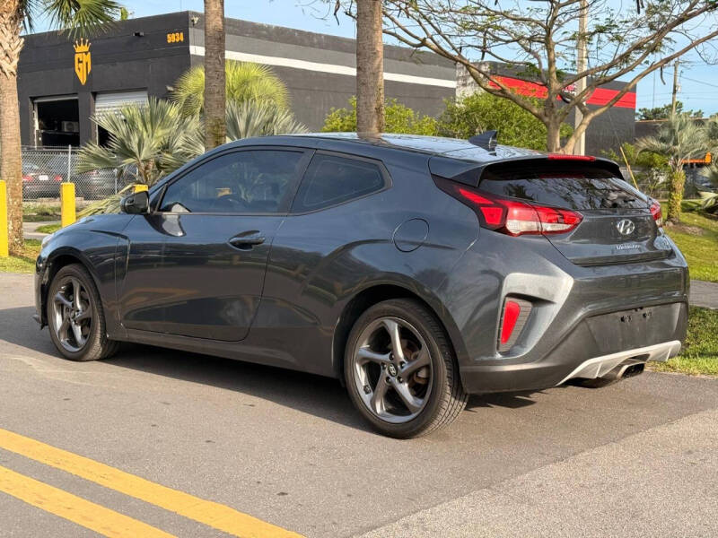 2020 Hyundai Veloster 2.0L