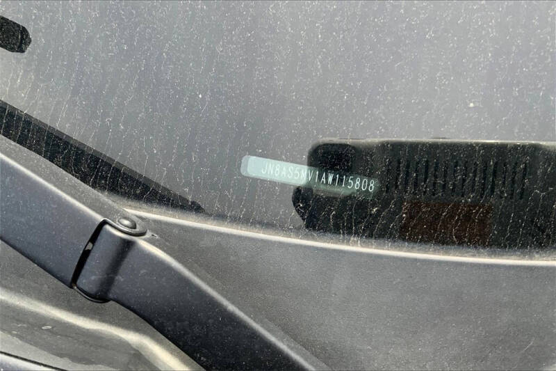 2010 Nissan Rogue S Krom