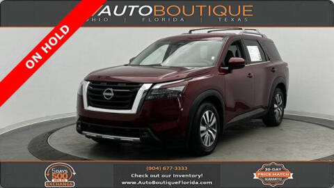 2022 Nissan Pathfinder SL