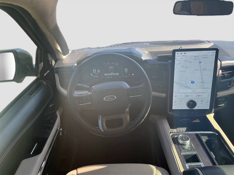 2023 Ford Expedition Platinum