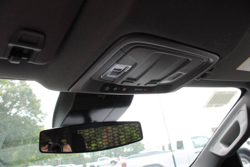 2025 GMC Sierra 3500HD CC Pro