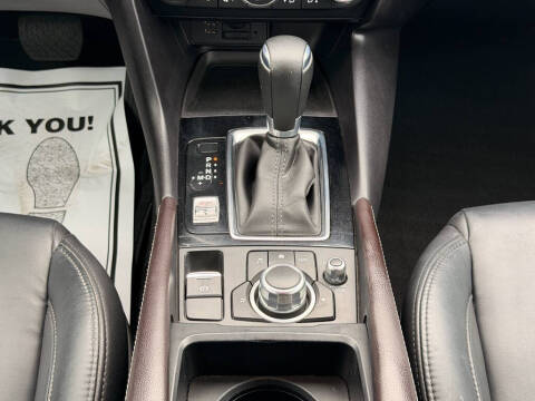 2017 Mazda MAZDA3 Touring