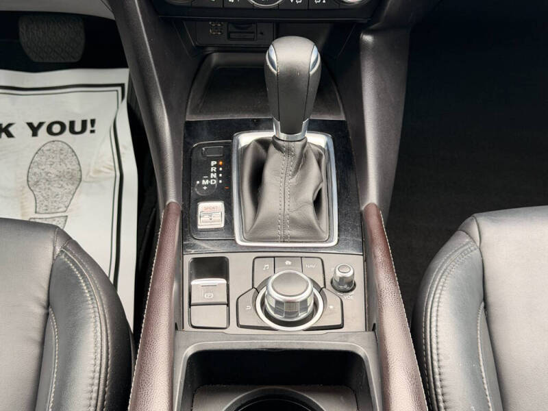 2017 Mazda MAZDA3 Touring