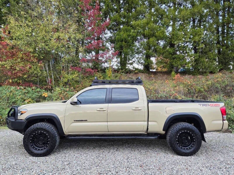 2016 Toyota Tacoma TRD Off Road's photo