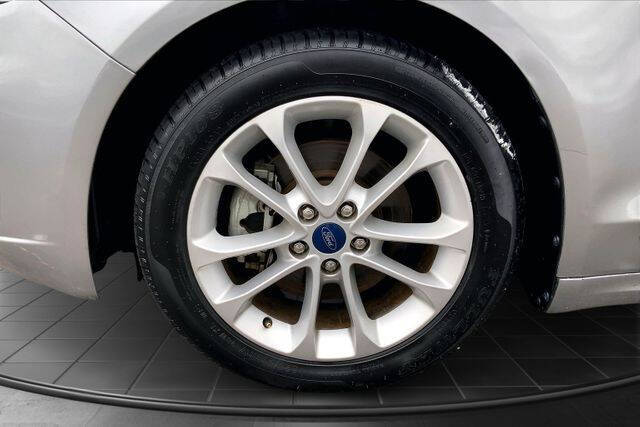 2020 Ford Fusion Hybrid SE