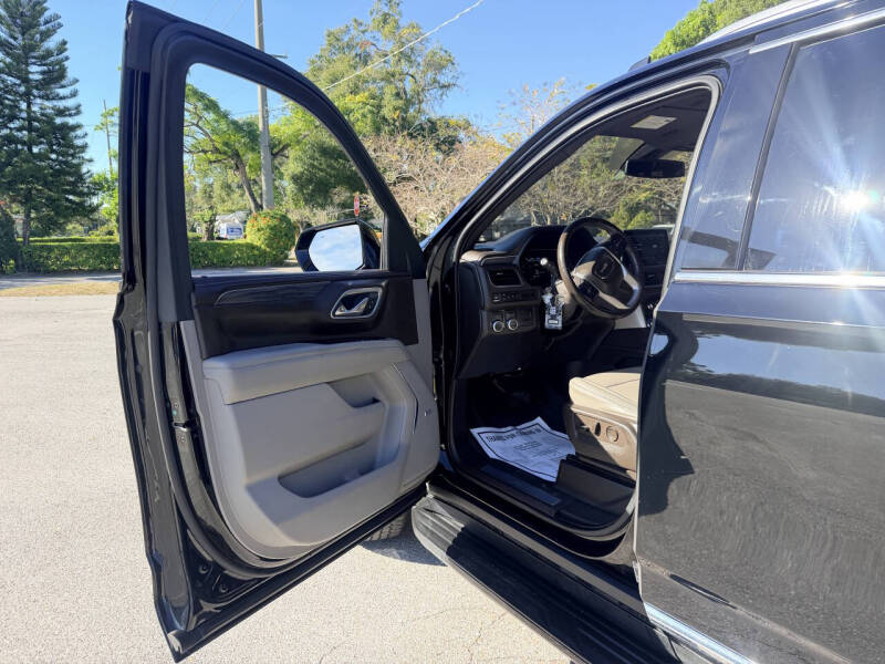 2021 GMC Yukon XL SLT