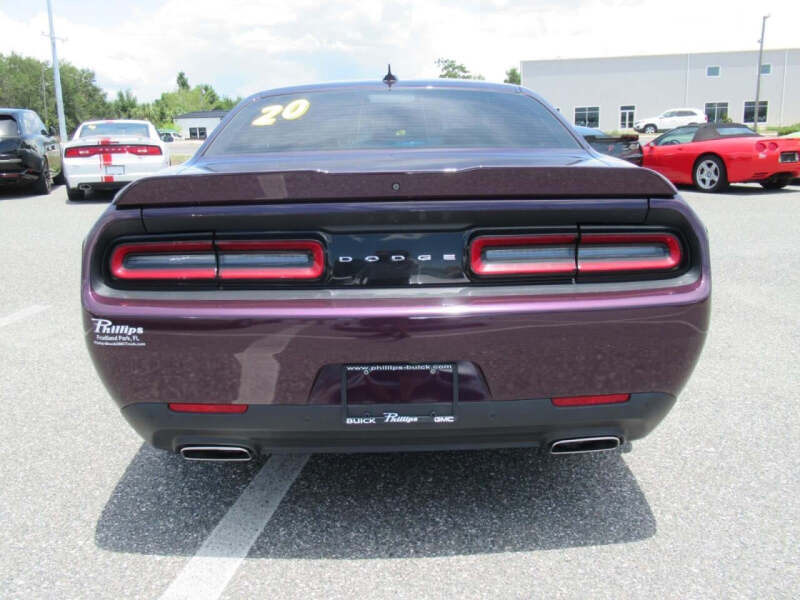 2020 Dodge Challenger SXT