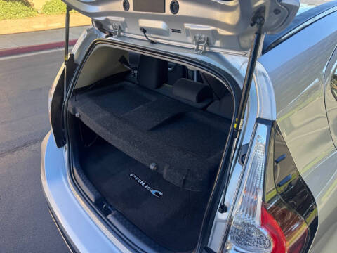 2019 Toyota Prius c L