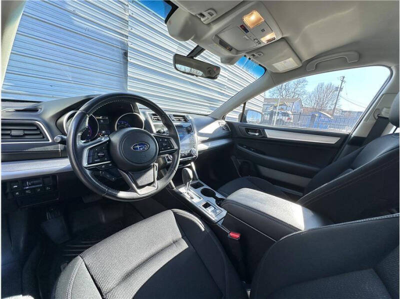 2018 Subaru Legacy 2.5i Premium