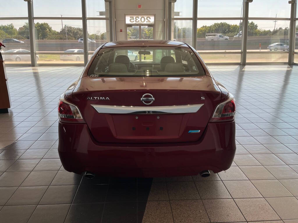 2013 Nissan Altima for sale at Auto Haus Imports in Grand Prairie, TX