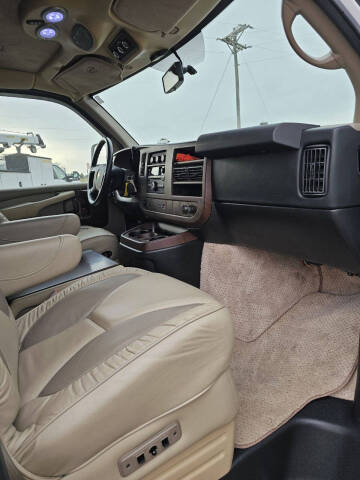 2013 Chevrolet Express Van 1500