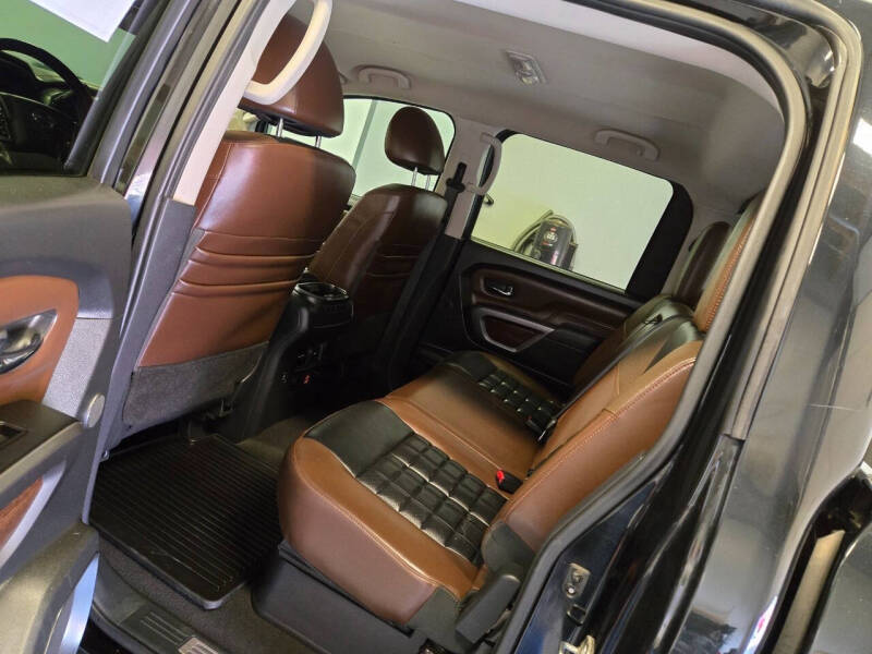 2019 Nissan Titan Platinum Reserve