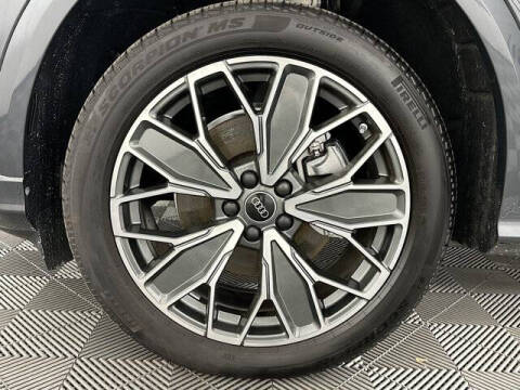 2025 Audi Q5 quattro Premium Plus TFSI