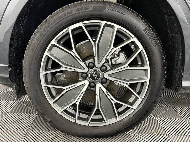 2025 Audi Q5 quattro Premium Plus TFSI