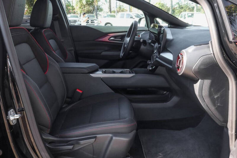 2025 Chevrolet Equinox EV RS