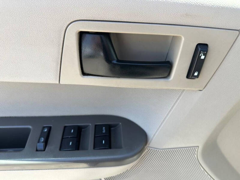 2011 Ford Escape XLS