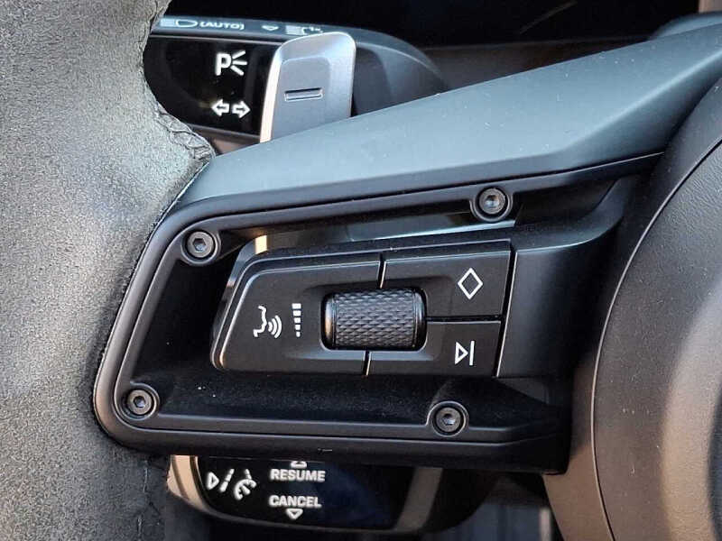 2022 Porsche 911 Carrera 4 GTS