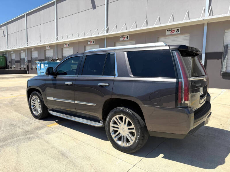2016 Cadillac Escalade Standard