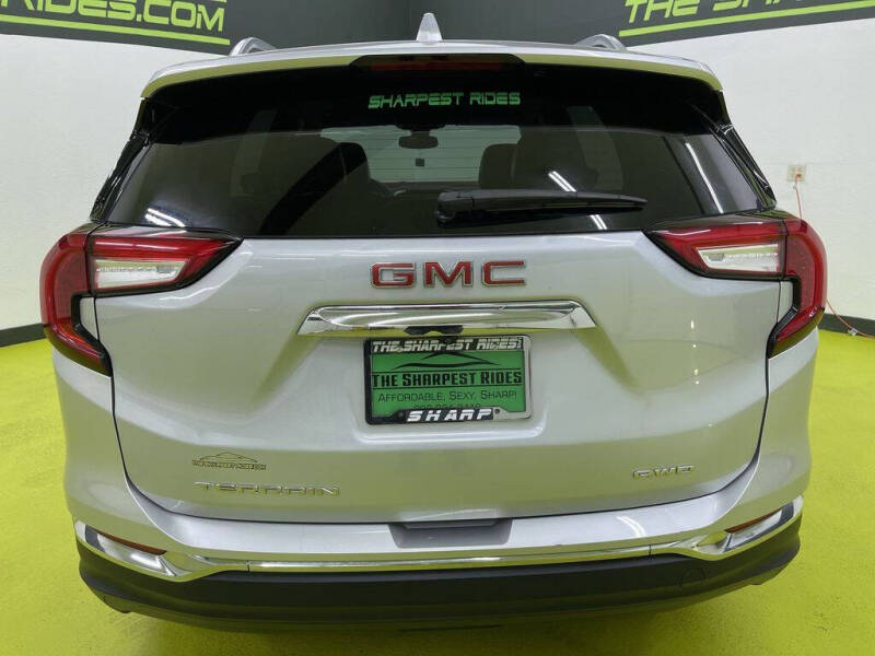 2022 GMC Terrain SLT