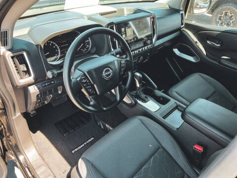 2025 Nissan Frontier SV