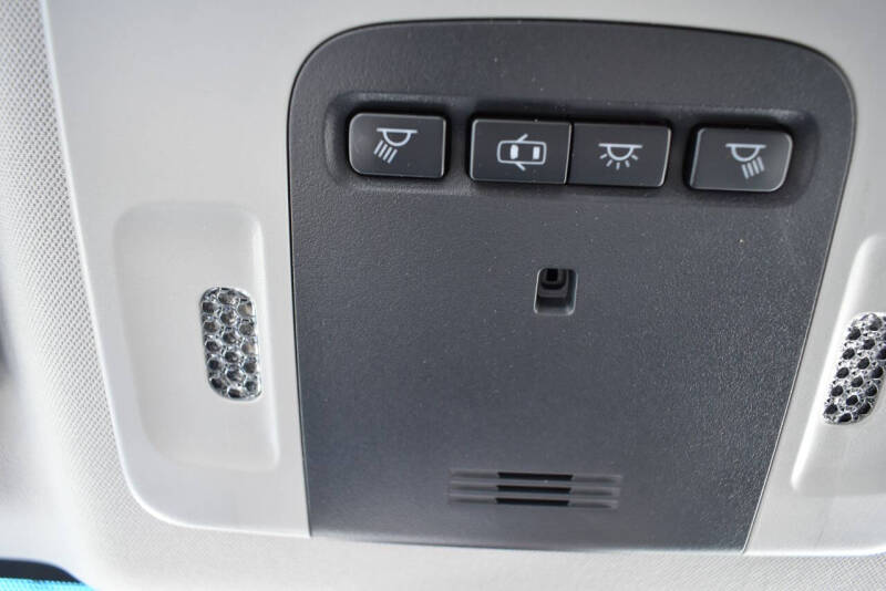 2018 Toyota Camry Hybrid XLE