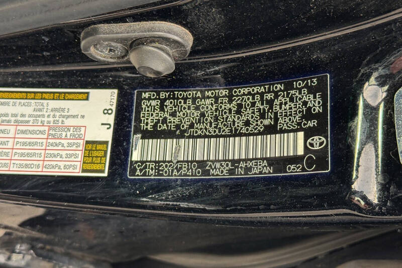 2014 Toyota Prius Three