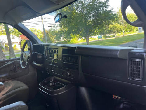 2015 GMC Savana 2500