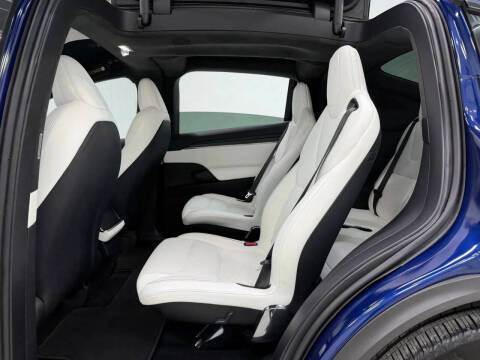 2023 Tesla Model X Plaid