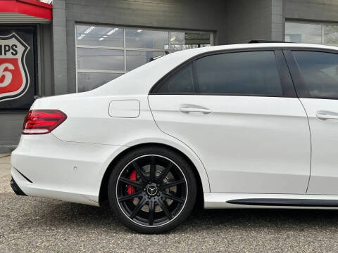 2015 Mercedes-Benz E-Class E 63 AMG S-Model