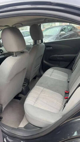 2015 Chevrolet Sonic LT Auto