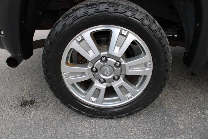 2013 Toyota Tundra Platinum