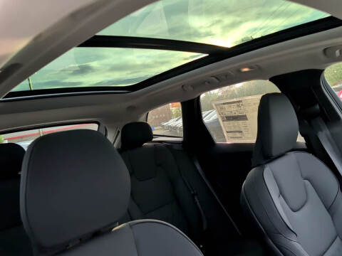 2026 Volvo XC60 B5 Core