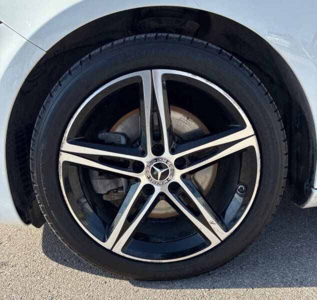 2019 Mercedes-Benz A-Class A 220