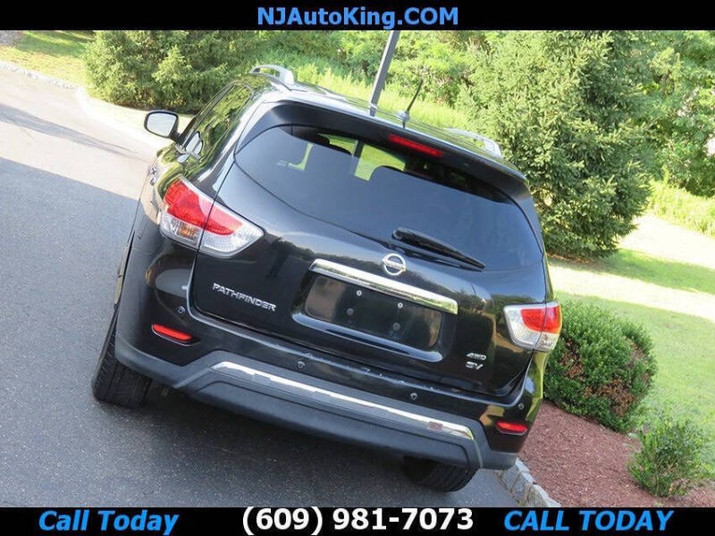 2015 Nissan Pathfinder SV